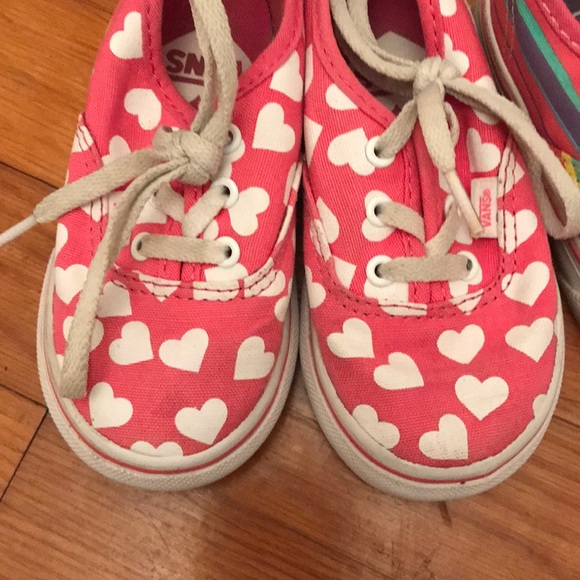 Two pairs of toddler girls vans size 6 pink - Picture 6 of 7